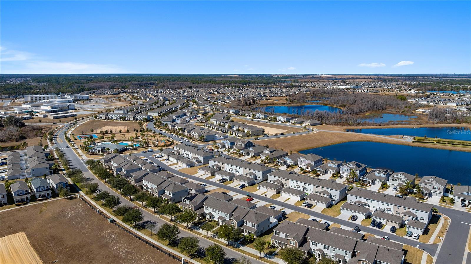 Image 43 of 44 For 13946 Title Way