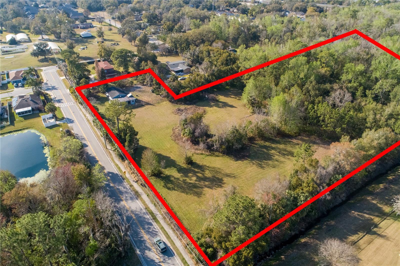 Image 14 of 26 For 921 Vihlen Road