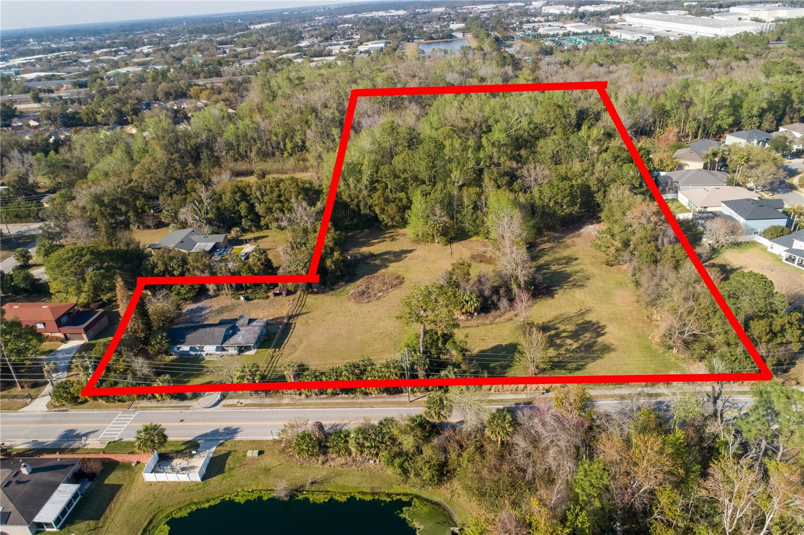 Image 4 of 26 For 921 Vihlen Road