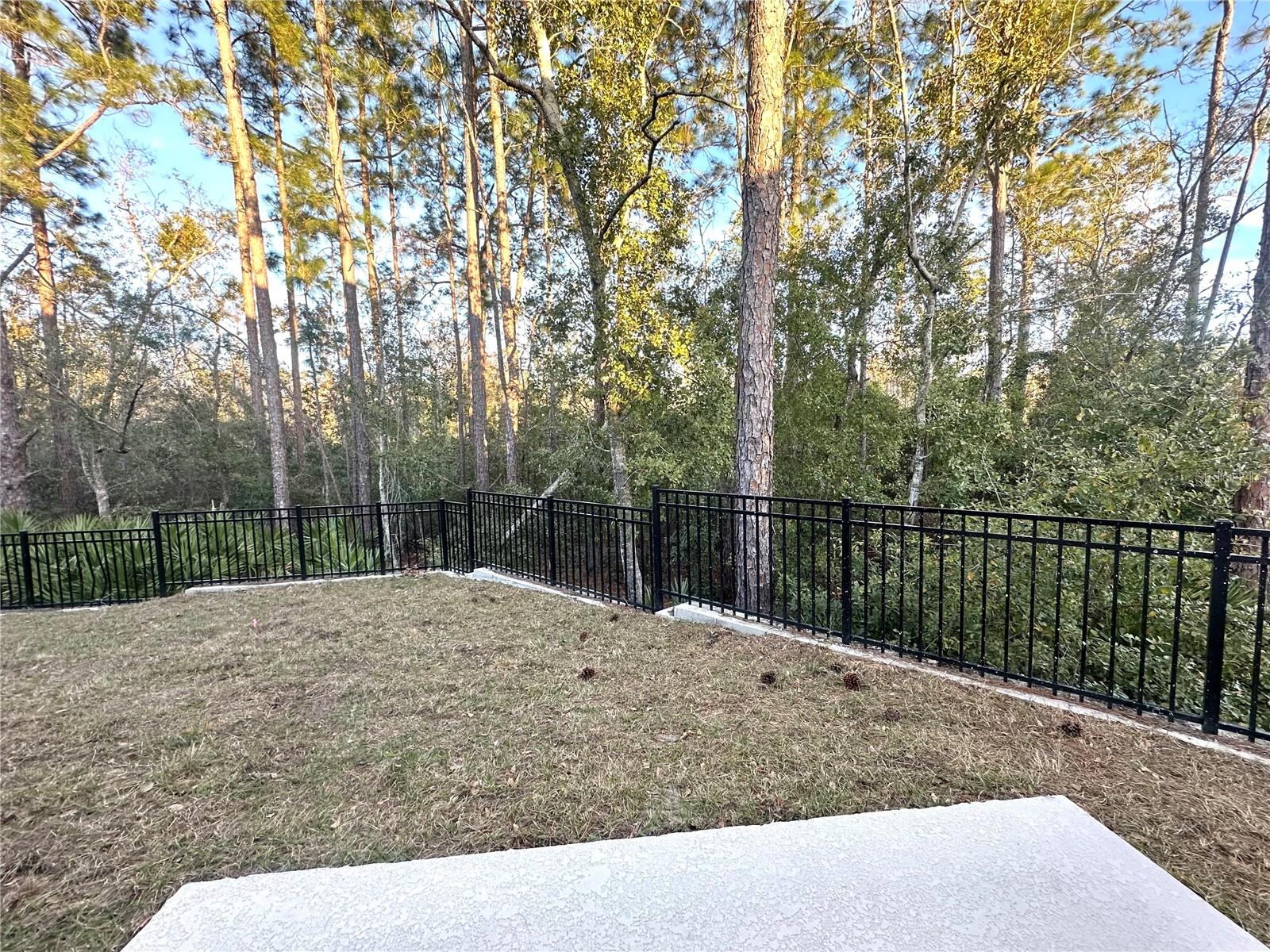 Image 23 of 25 For 2933 Canary Avenue