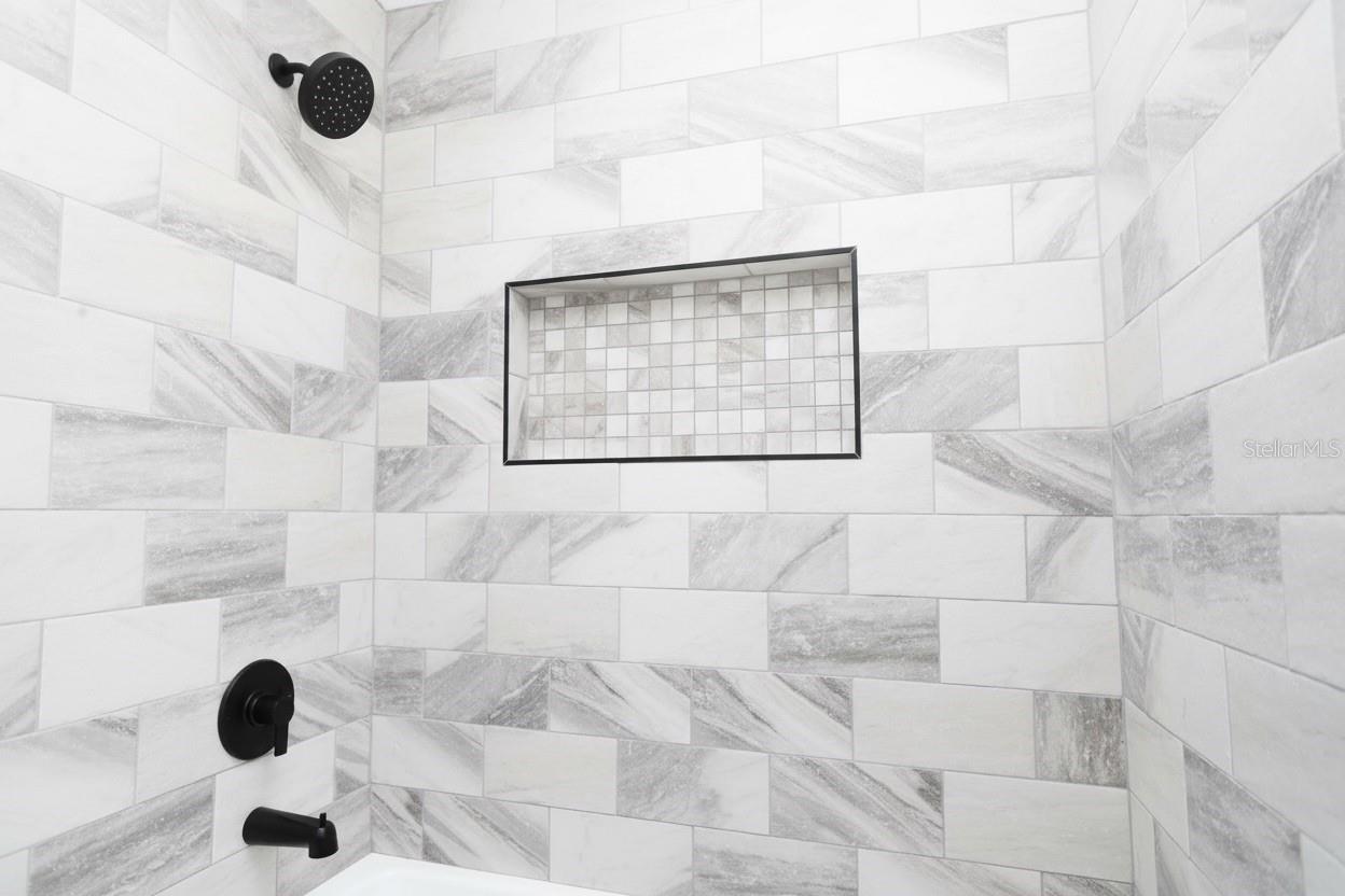 Image 16 of 31 For 1507 Lake View Avenue