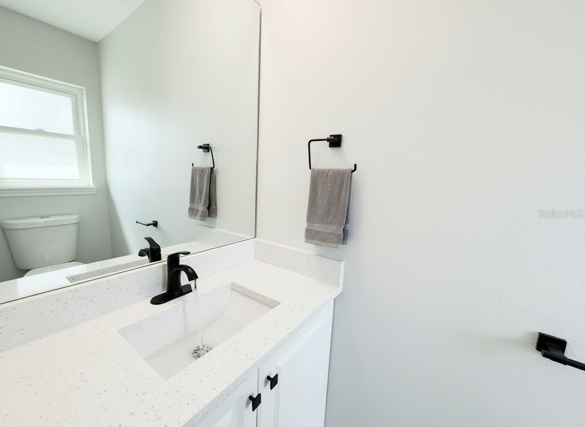 Image 24 of 31 For 1507 Lake View Avenue