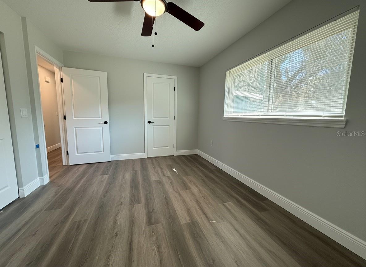 Image 26 of 31 For 1507 Lake View Avenue