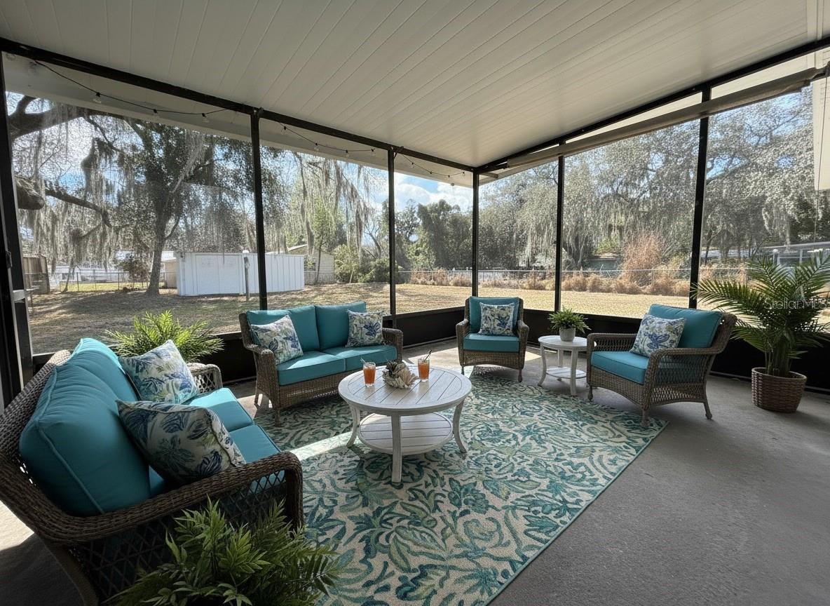 Image 4 of 31 For 1507 Lake View Avenue