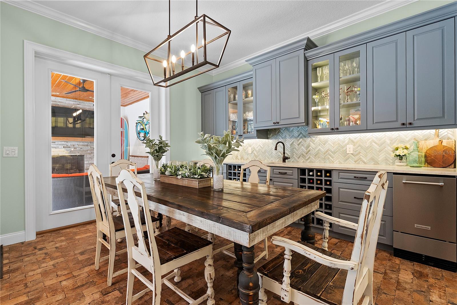 Image 14 of 58 For 504 Yellow Submarine Court