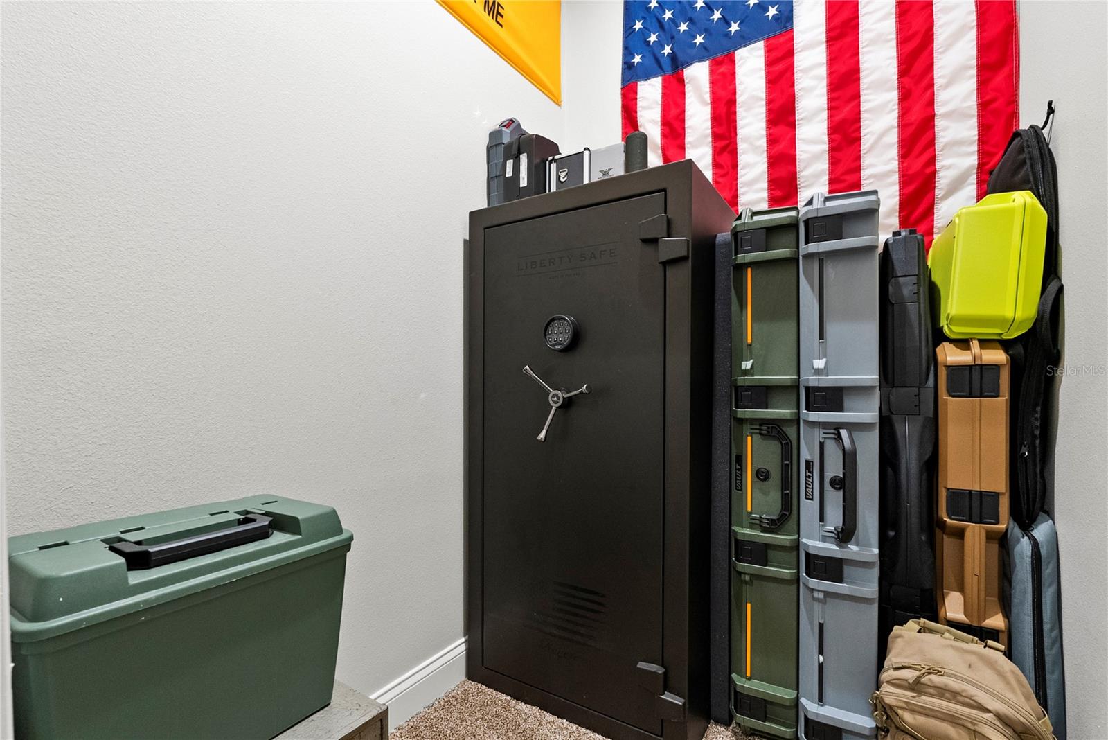 Image 31 of 58 For 504 Yellow Submarine Court