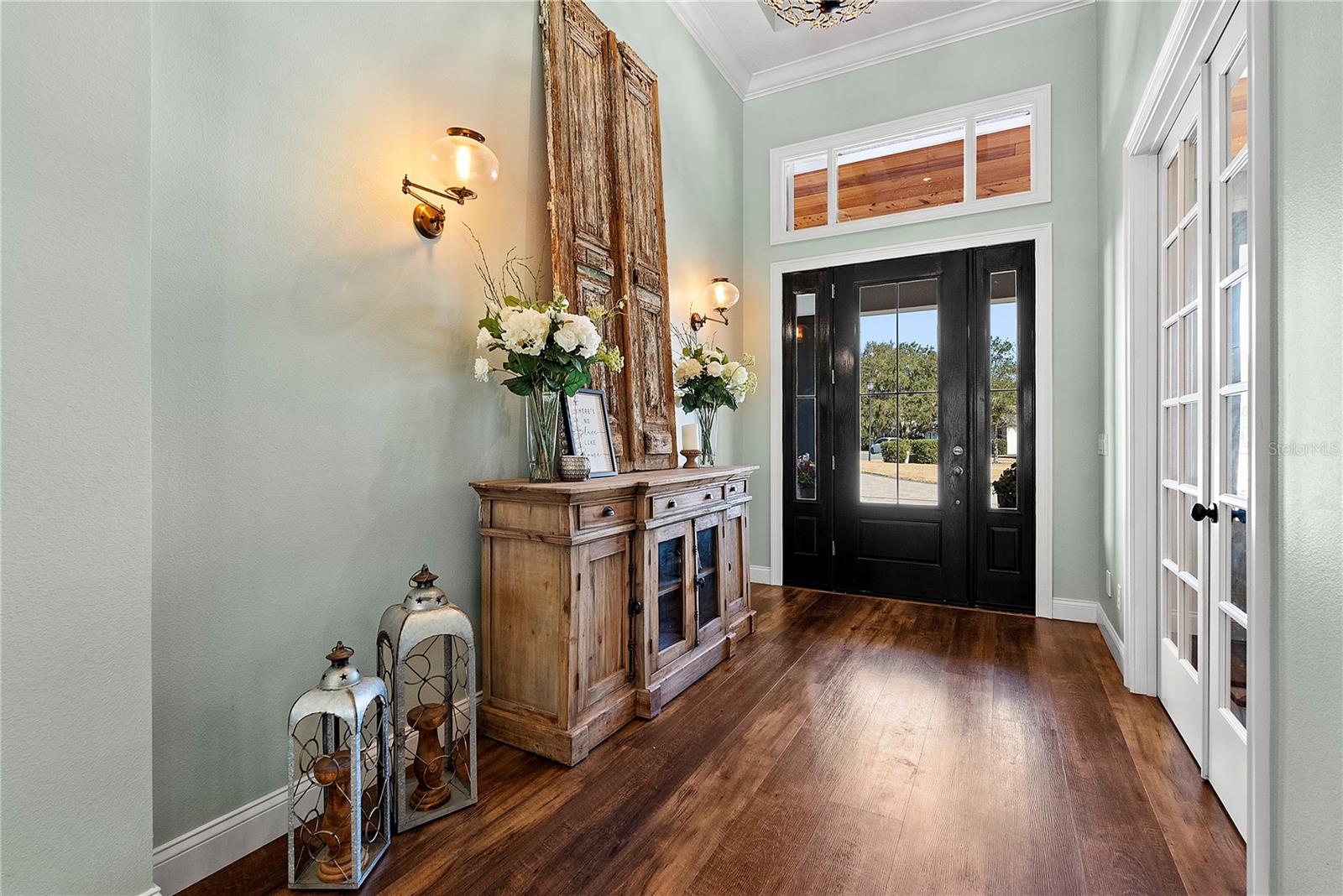 Image 4 of 58 For 504 Yellow Submarine Court