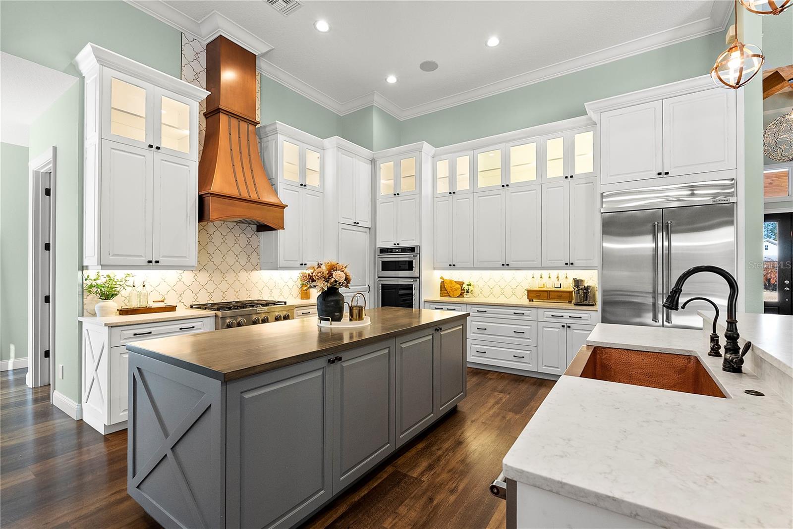 Image 7 of 58 For 504 Yellow Submarine Court