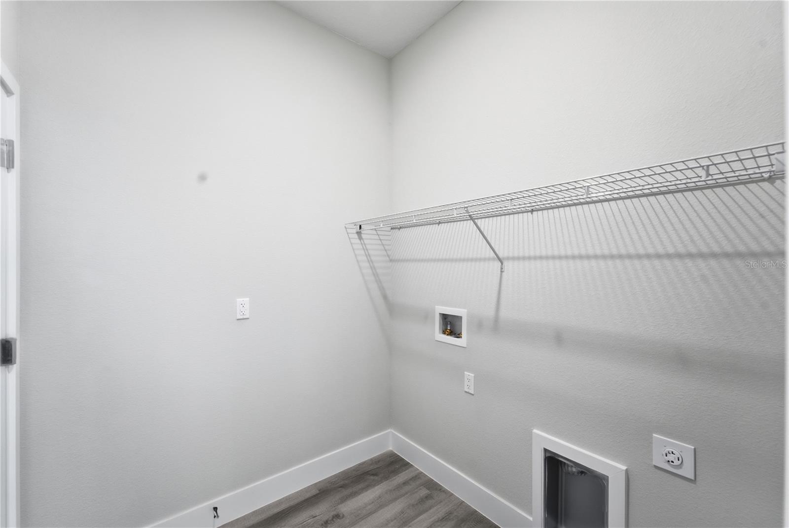 Image 28 of 35 For 13690 43rd Circle