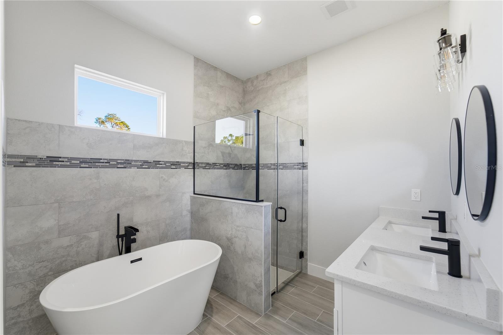 Image 29 of 35 For 13690 43rd Circle