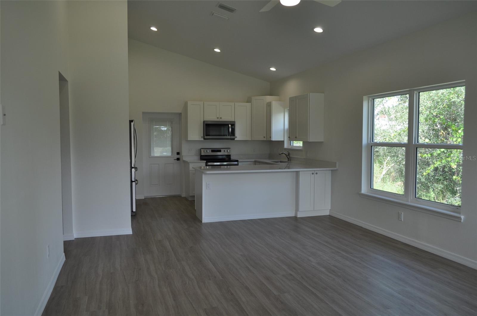 Image 17 of 34 For 4125 Mandarin Road