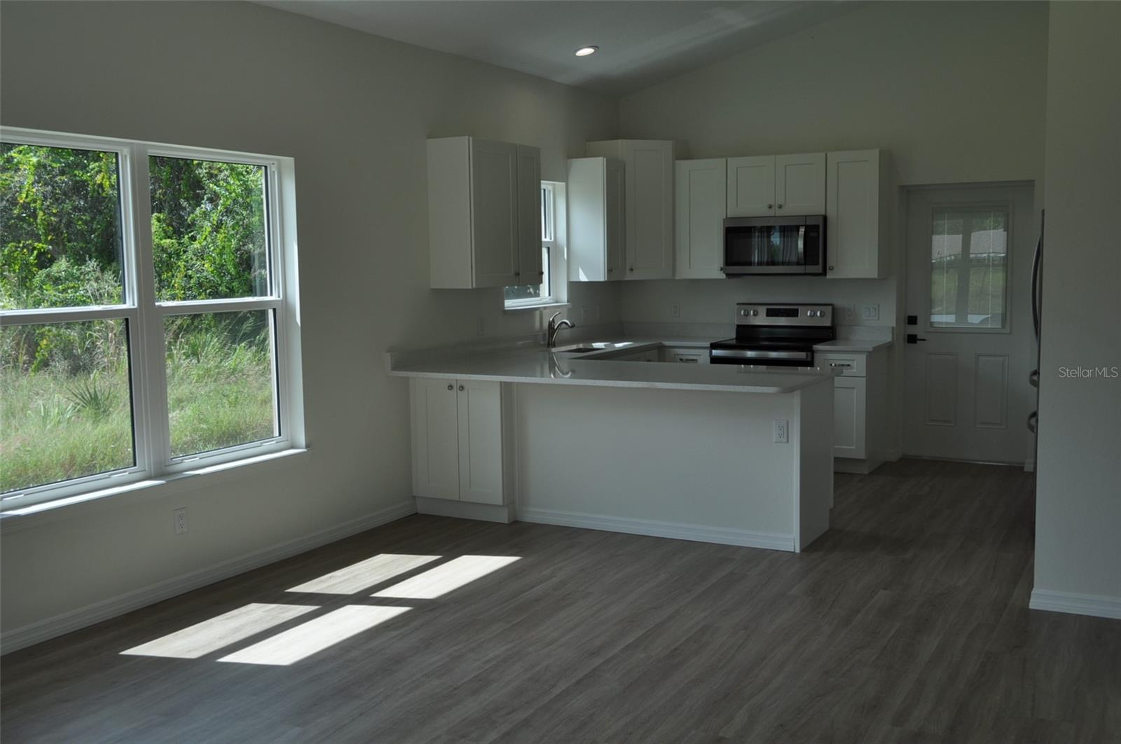 Image 4 of 34 For 4125 Mandarin Road