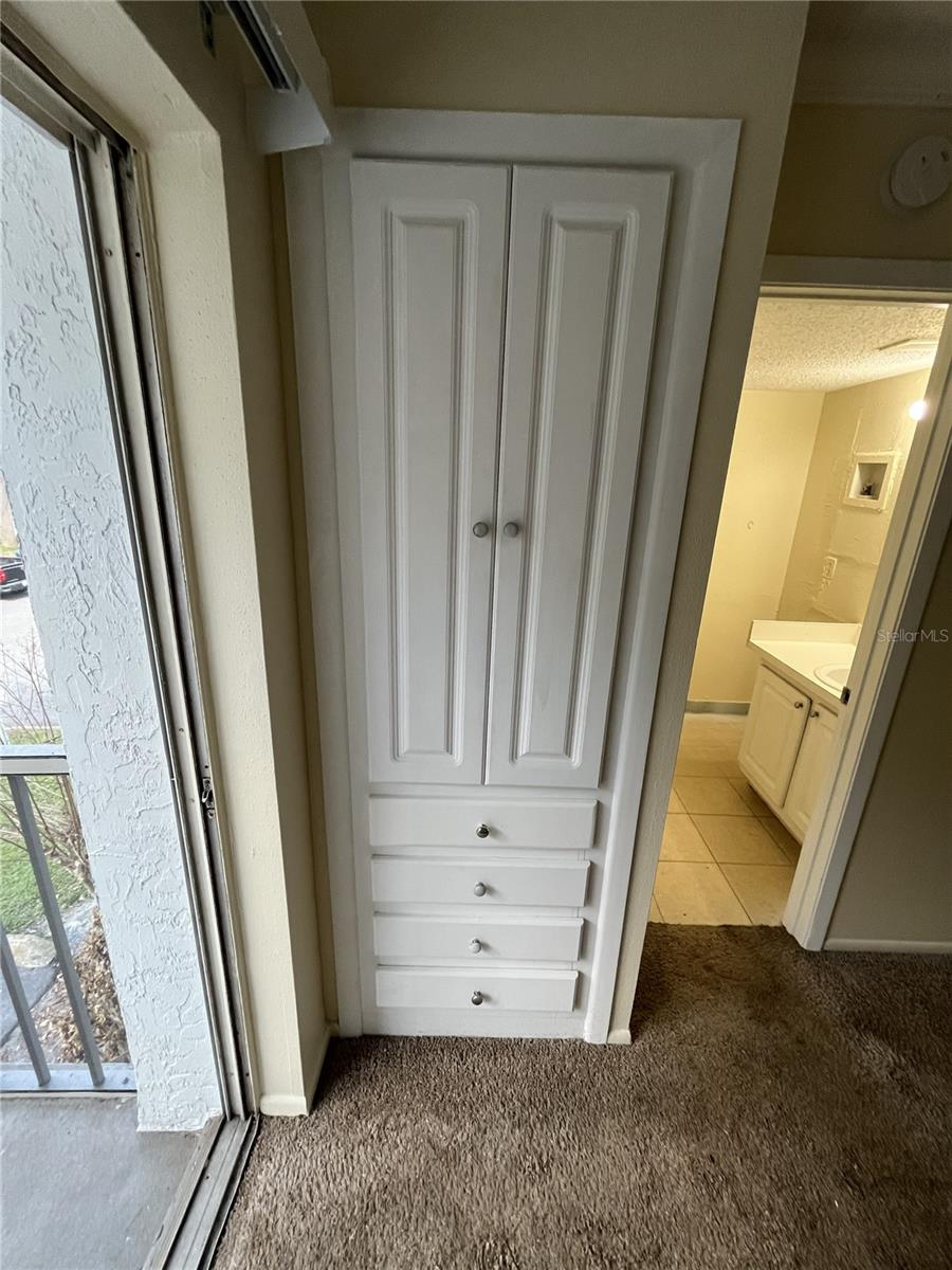 Image 18 of 21 For 121 Oyster Bay Circle 220