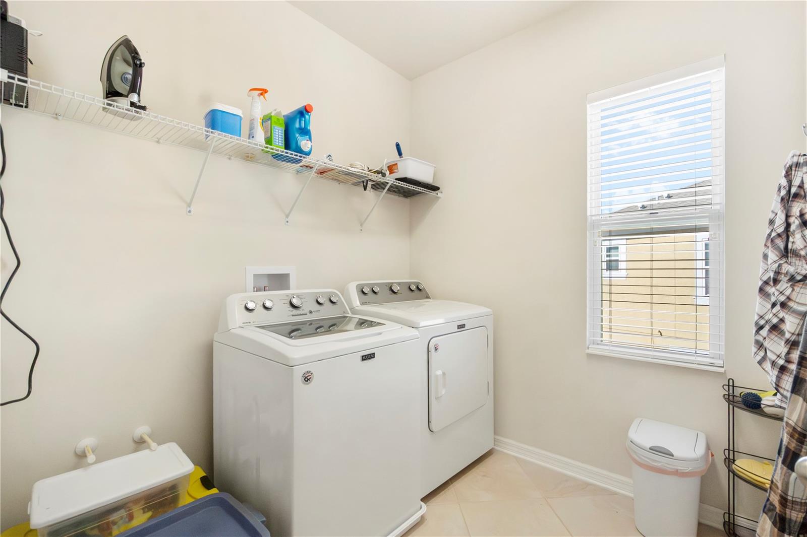 Image 17 of 29 For 13519 Fountainbleau Drive