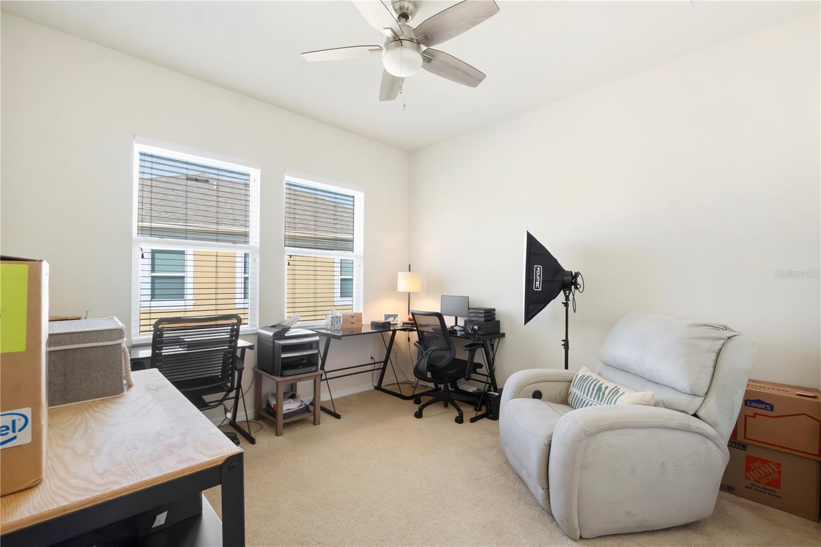 Image 23 of 29 For 13519 Fountainbleau Drive