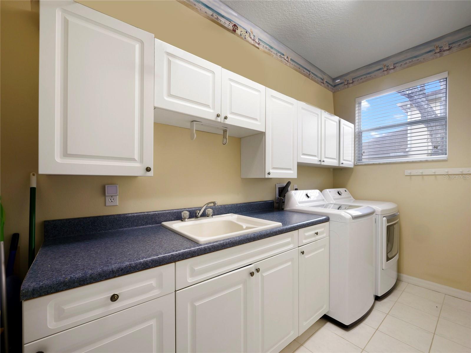 Image 28 of 36 For 808 Palmetto Terrace