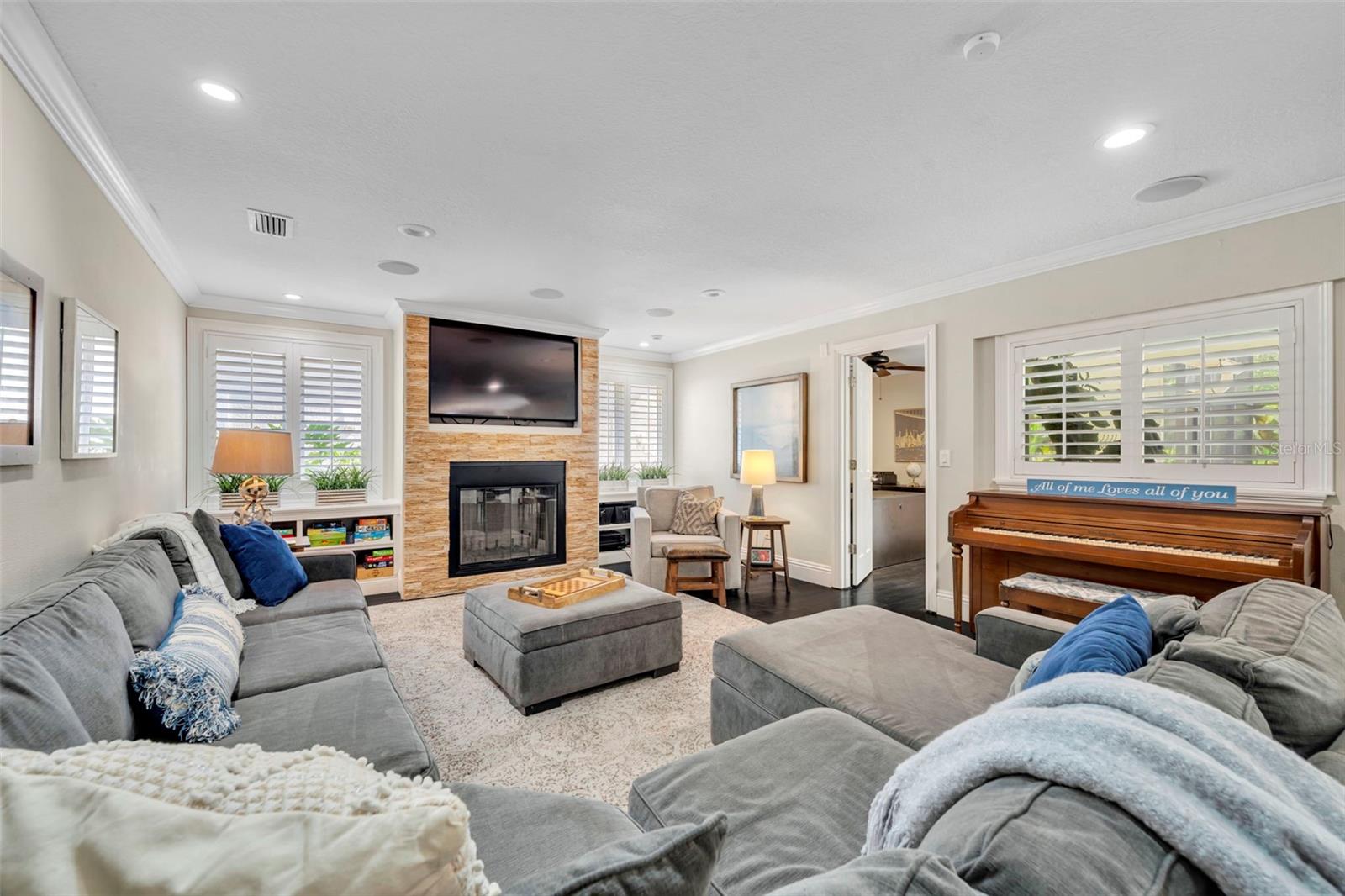 Image 22 of 87 For 3668 Watercrest Drive