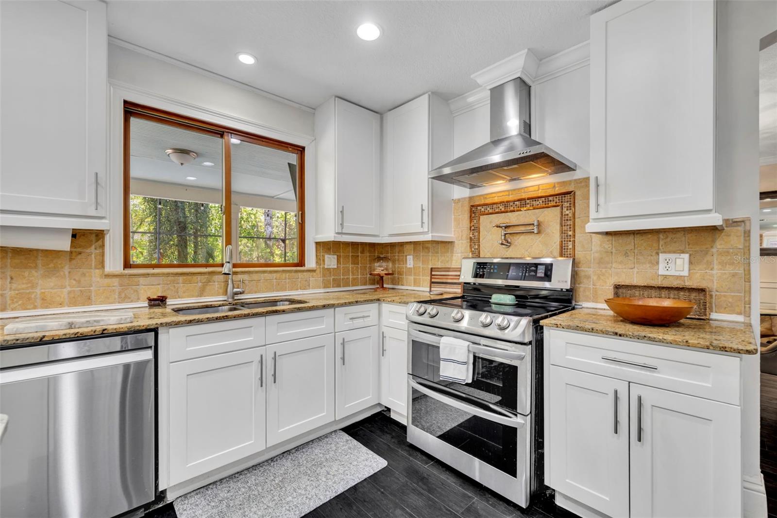 Image 28 of 87 For 3668 Watercrest Drive