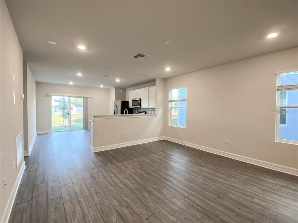 Image 3 of 20 For 17434 Million Lakes Court