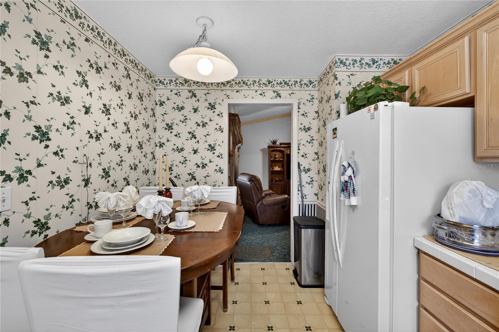 Image 14 of 31 For 215 Dairy Road