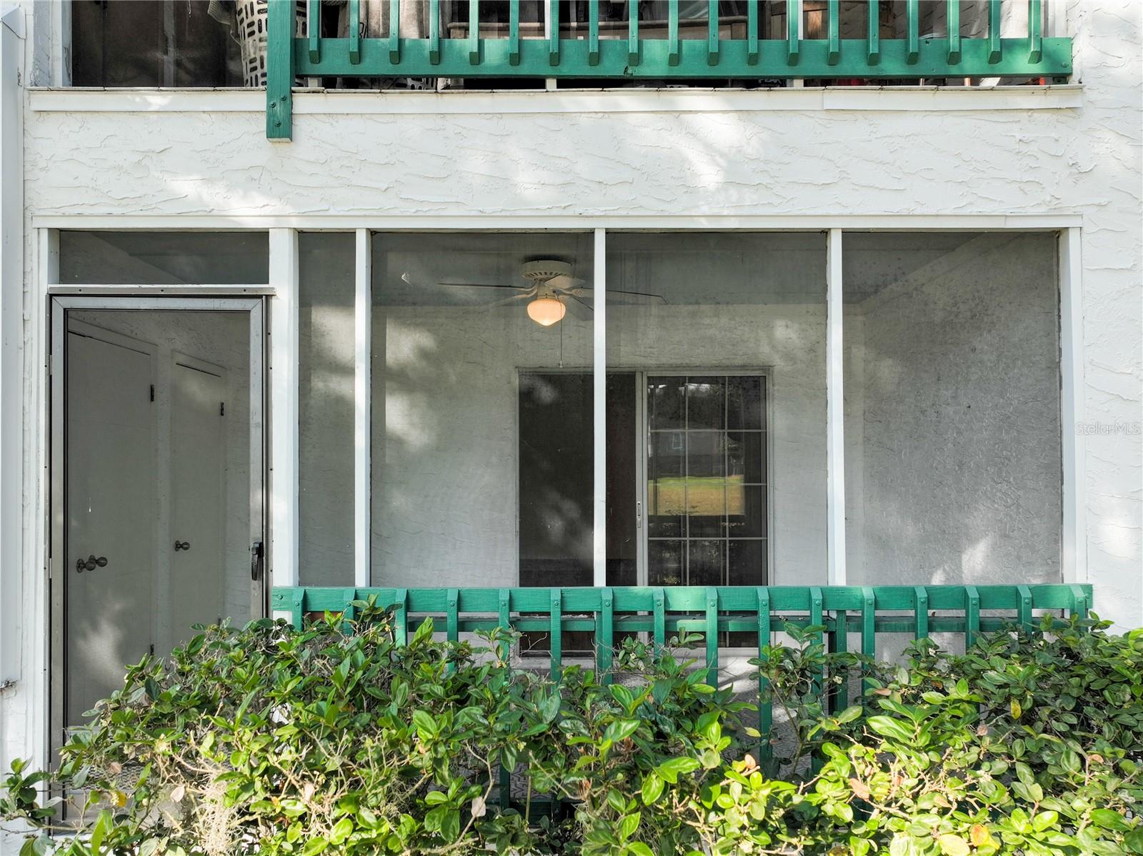 Image 48 of 77 For 470 Par Street 470