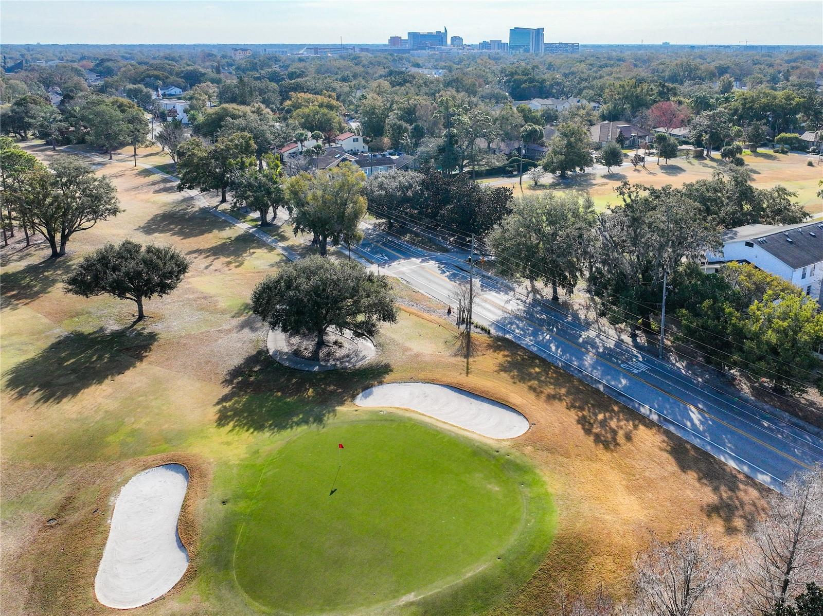 Image 59 of 77 For 470 Par Street 470