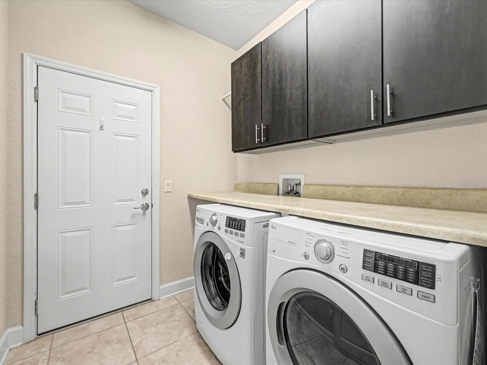 Image 24 of 47 For 1405 Lisbon Court