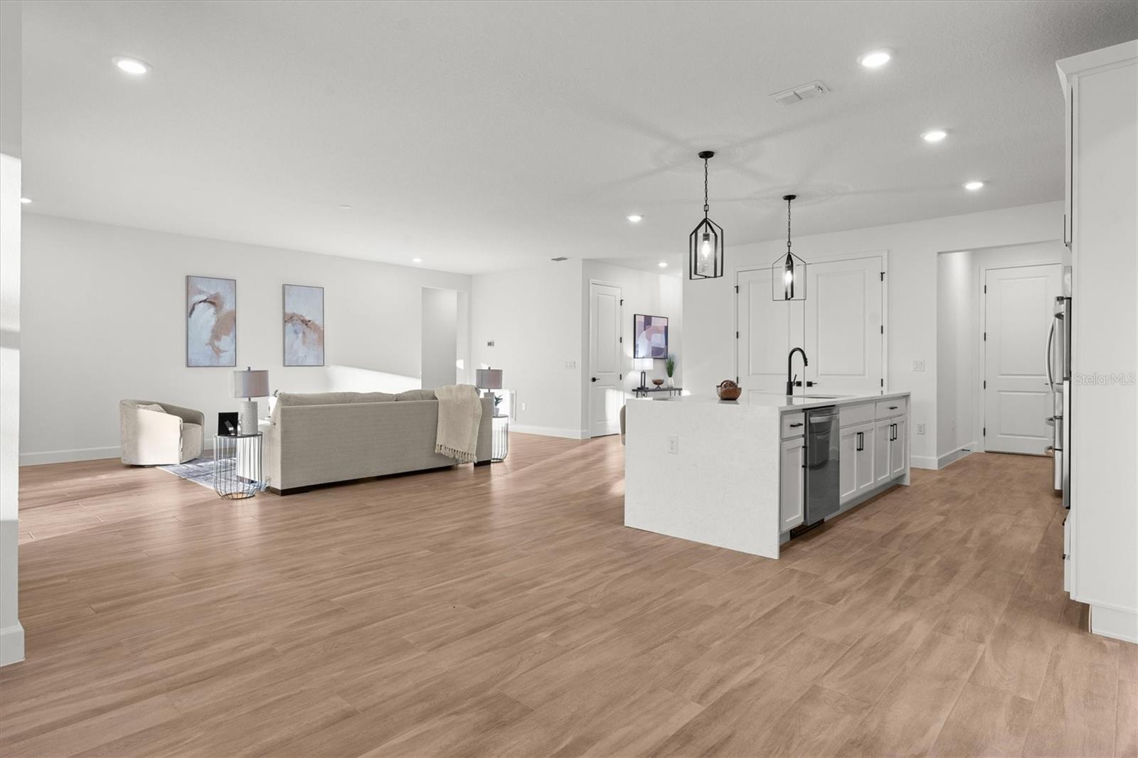 Image 19 of 46 For 20252 Quinn Street