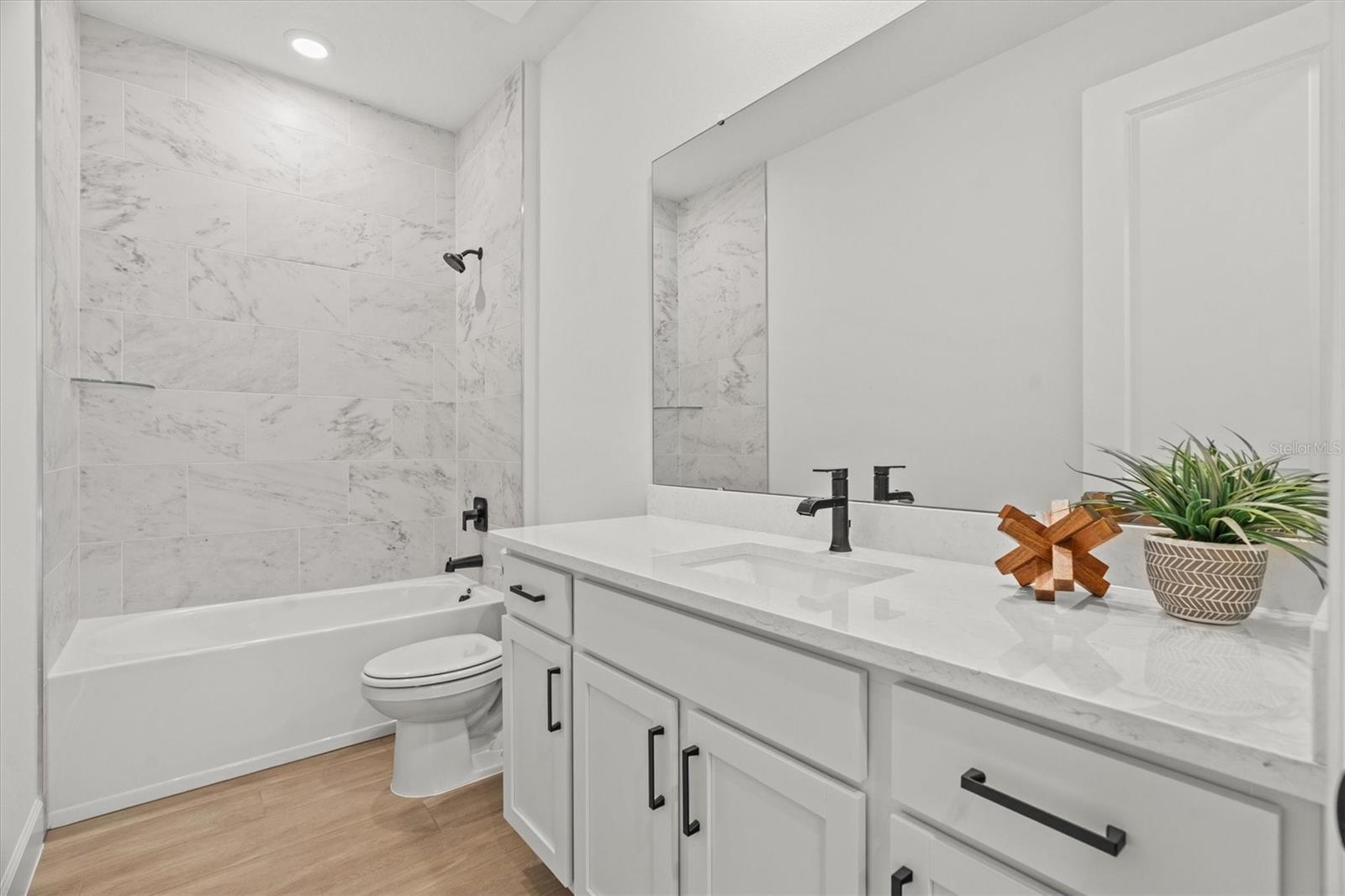 Image 35 of 46 For 20252 Quinn Street