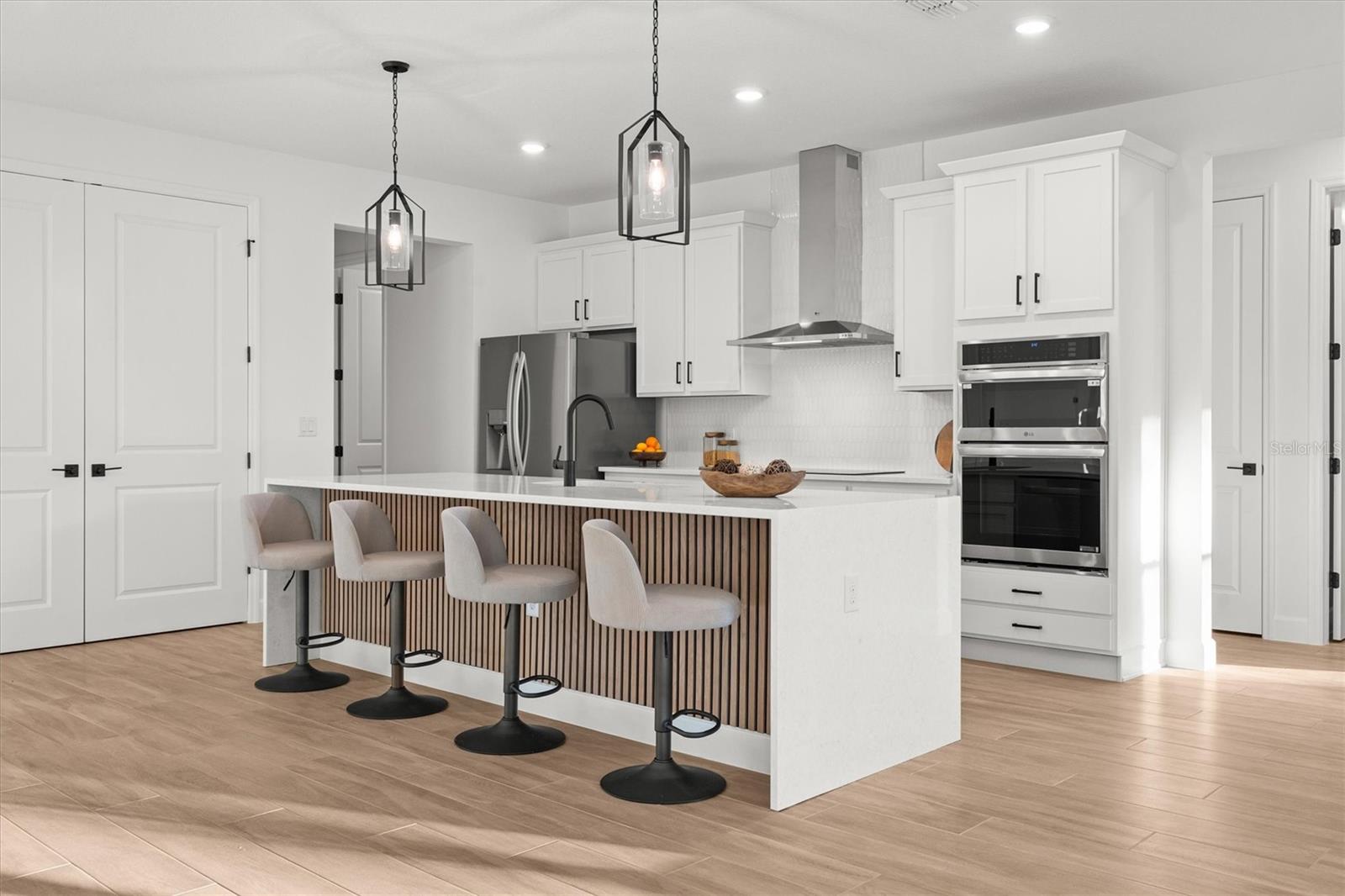 Image 9 of 46 For 20252 Quinn Street