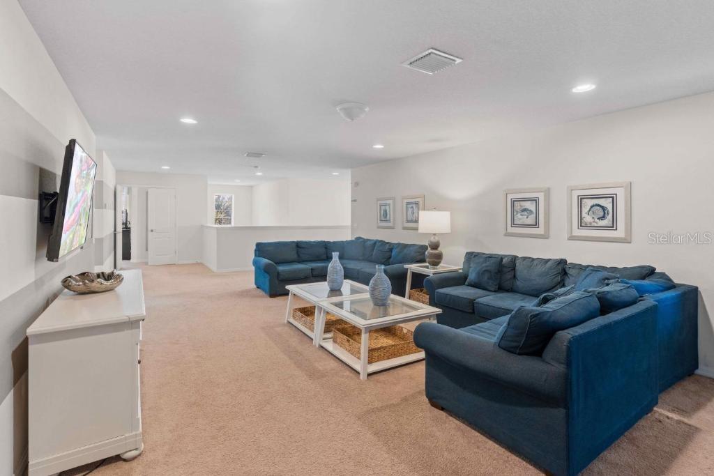 Image 23 of 65 For 8815 Macapa Drive