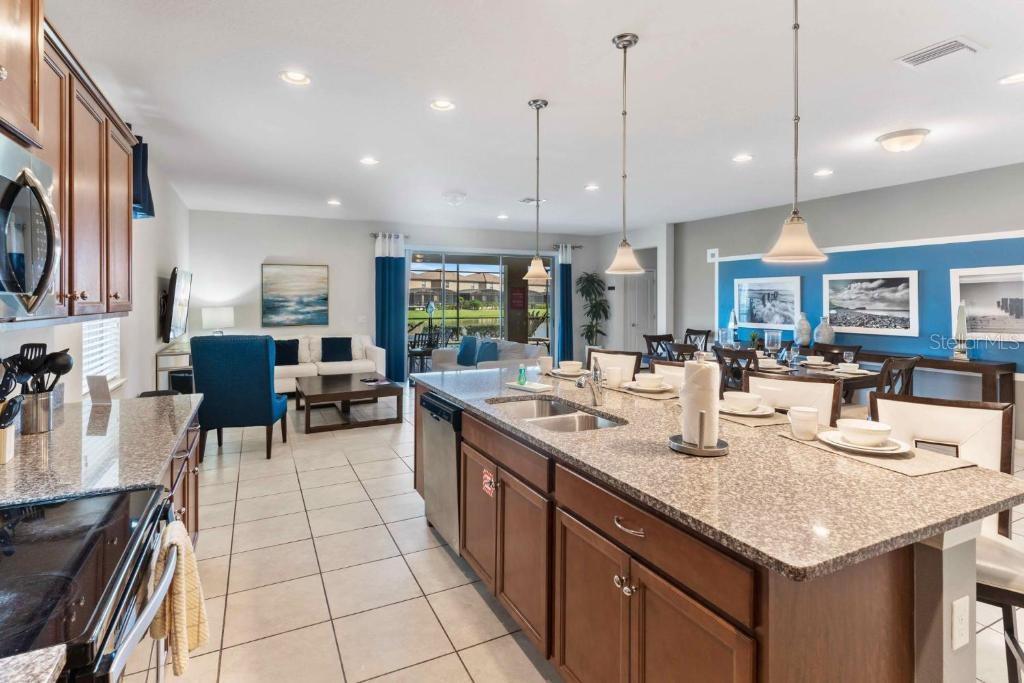 Image 5 of 65 For 8815 Macapa Drive