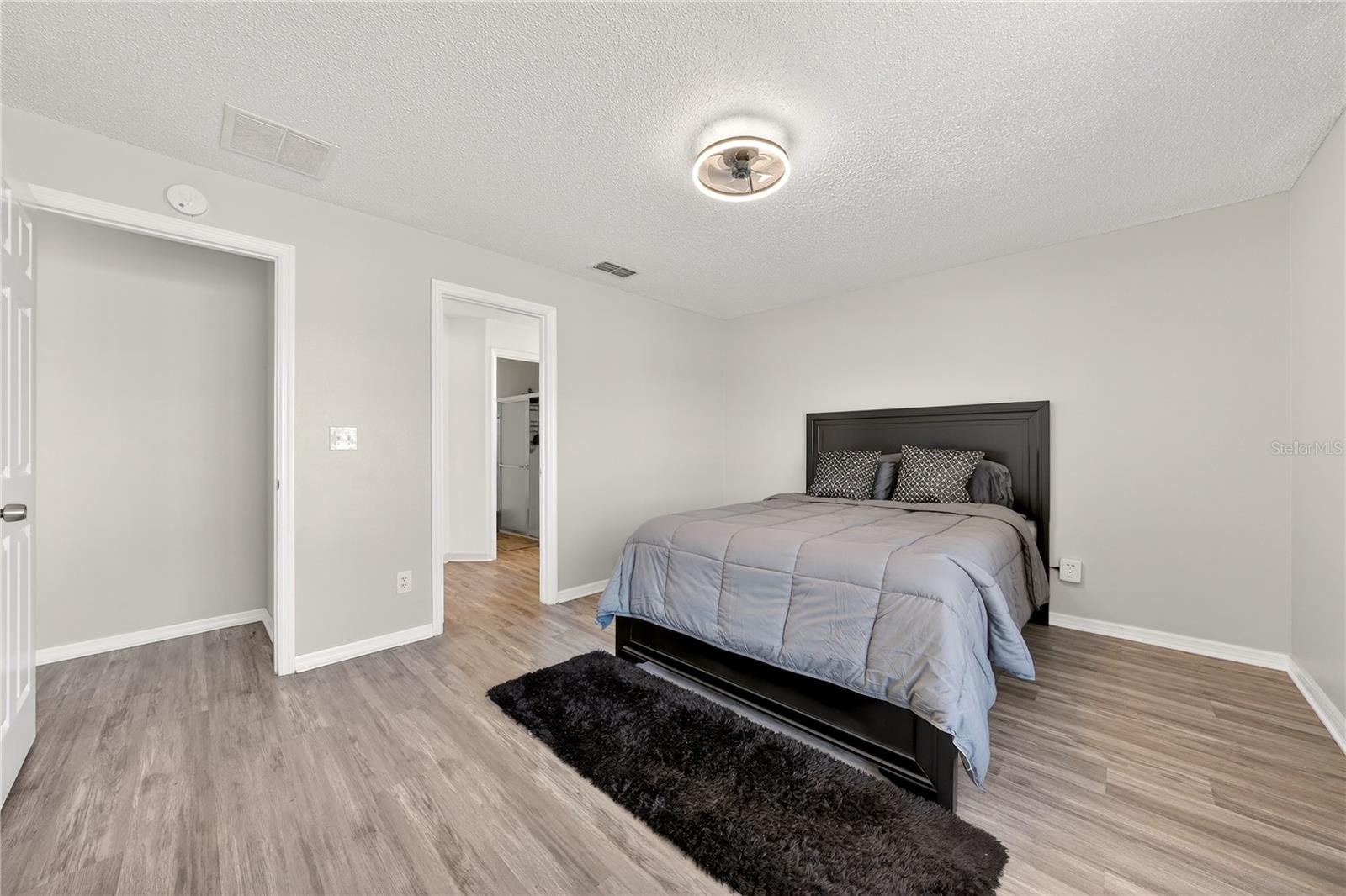 Image 19 of 49 For 13133 Baneberry Ct