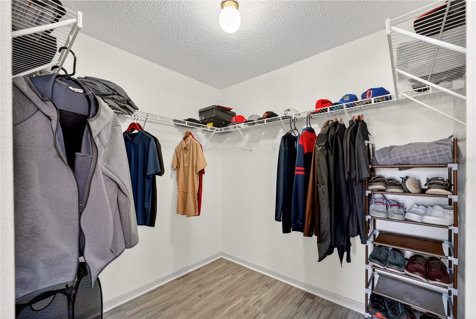 Image 25 of 49 For 13133 Baneberry Ct