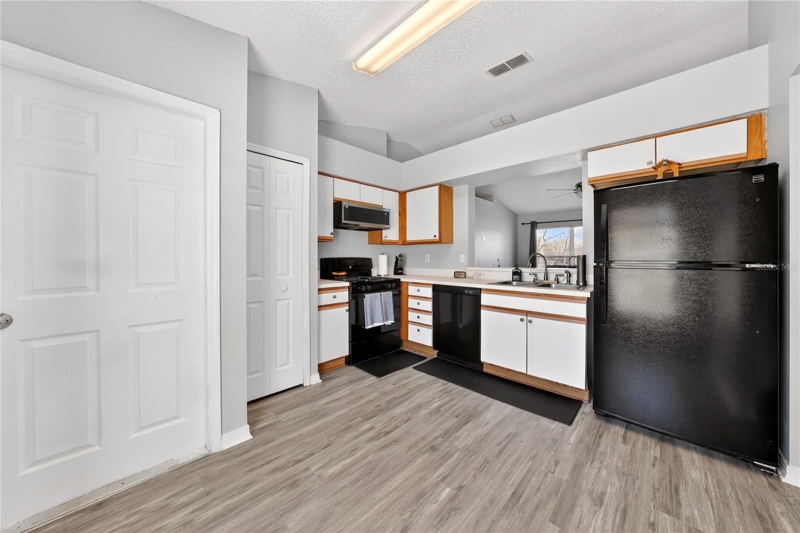 Image 5 of 49 For 13133 Baneberry Ct