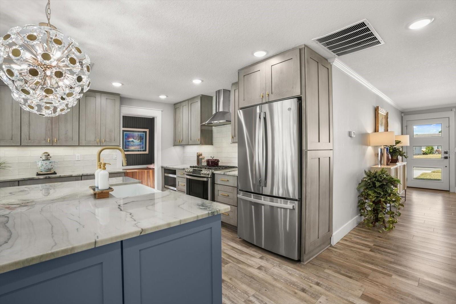 Image 5 of 33 For 1395 Hannah Drive