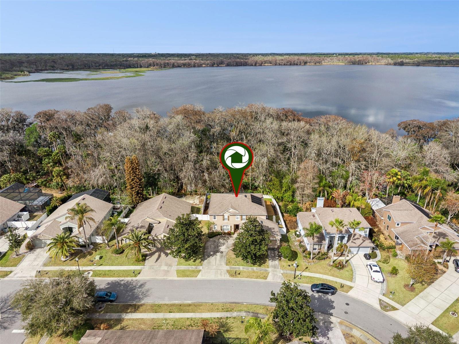 Image 49 of 64 For 422 Sandringham Court