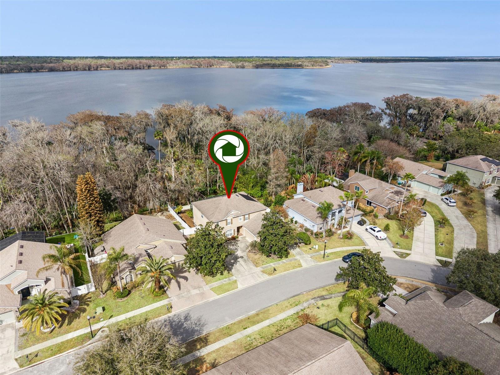 Image 53 of 64 For 422 Sandringham Court