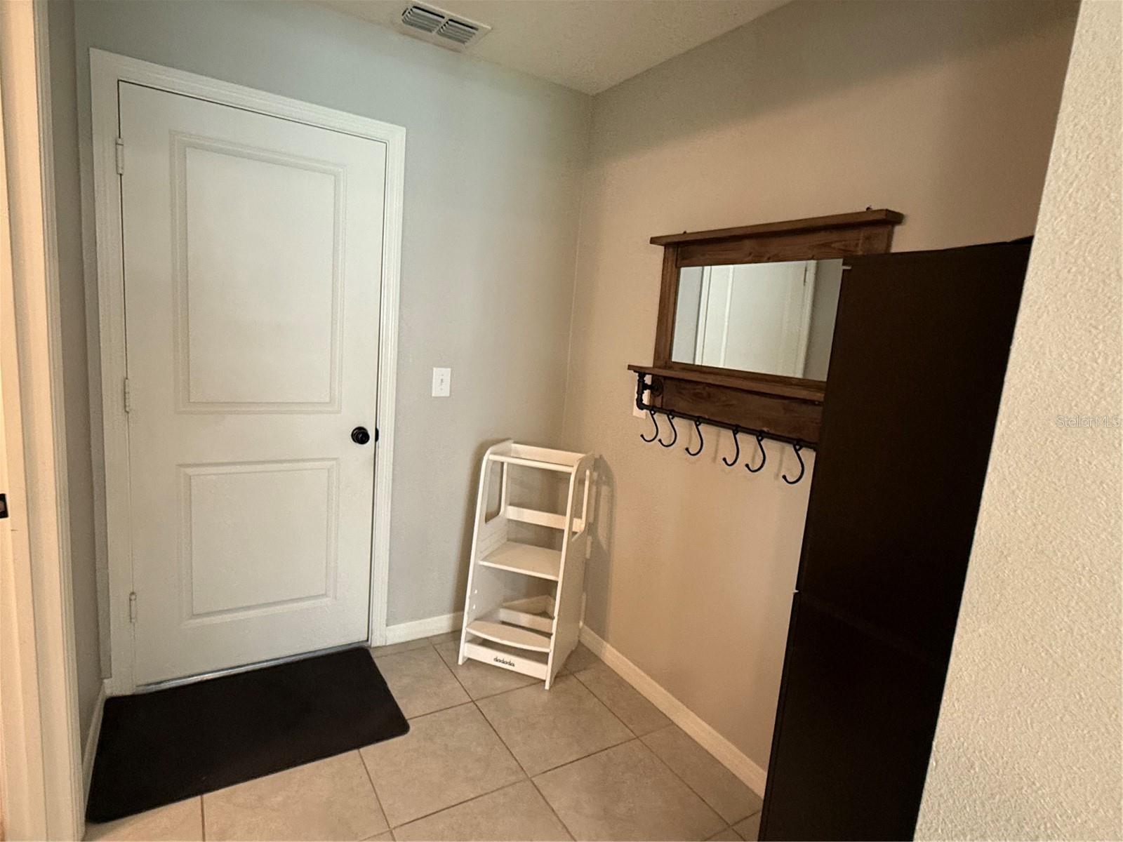 Image 14 of 26 For 2346 Upland Lane