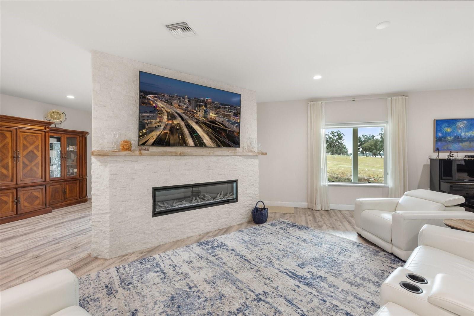 Image 15 of 76 For 455 Briar Patch Lane