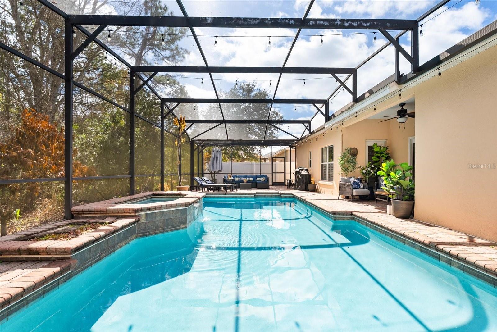 Image 22 of 29 For 451 Carey Way