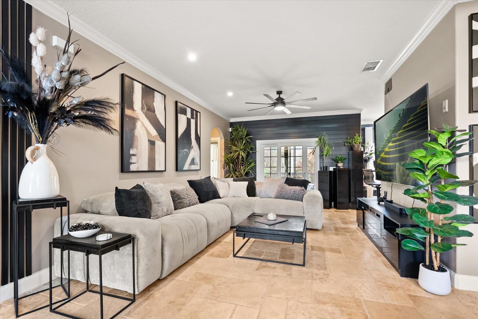 Image 5 of 29 For 451 Carey Way