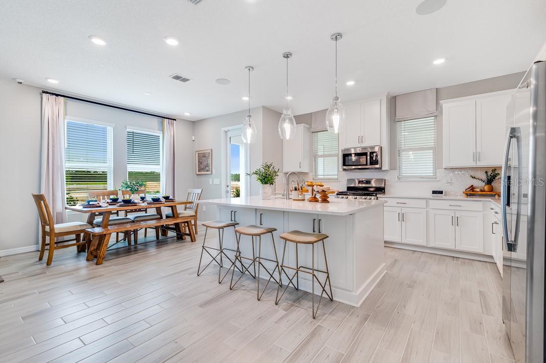 Image 3 of 23 For 5269 Kildare Place