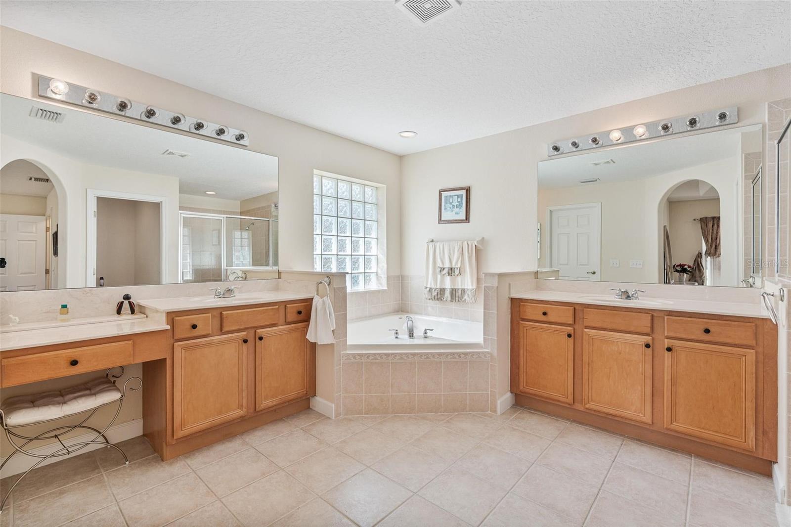 Image 16 of 34 For 2025 Fish Camp Road