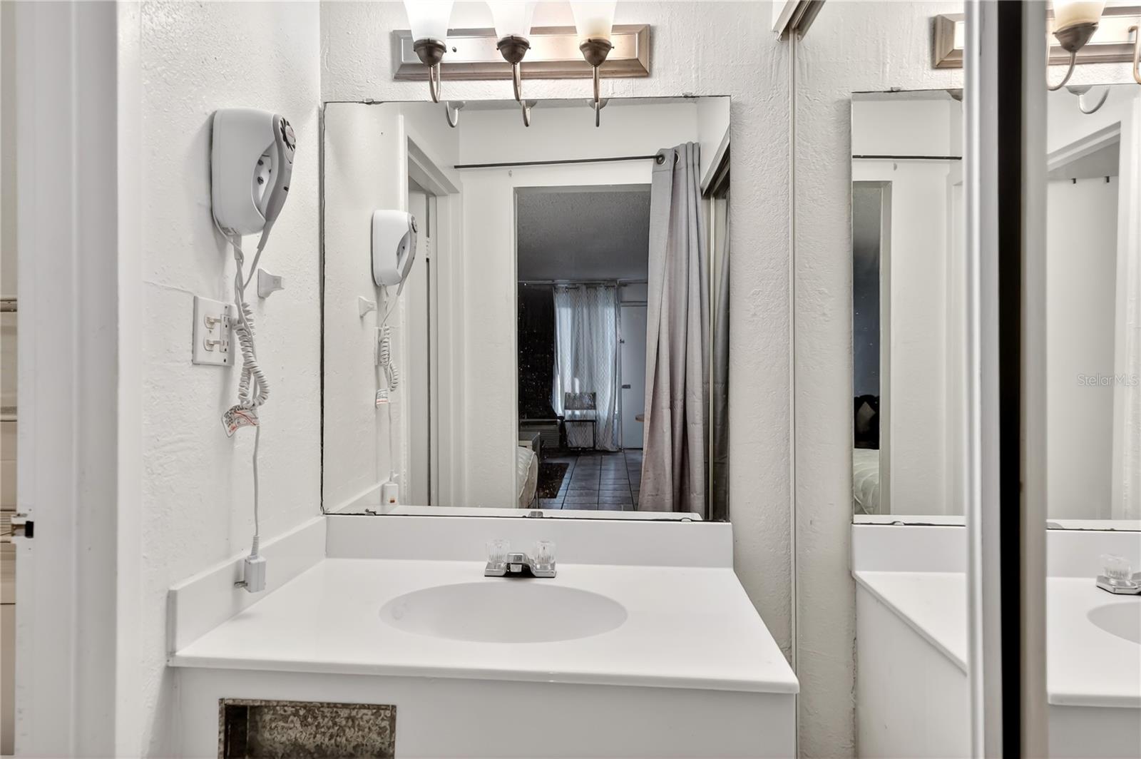 Image 13 of 22 For 43420 Highway 27  154