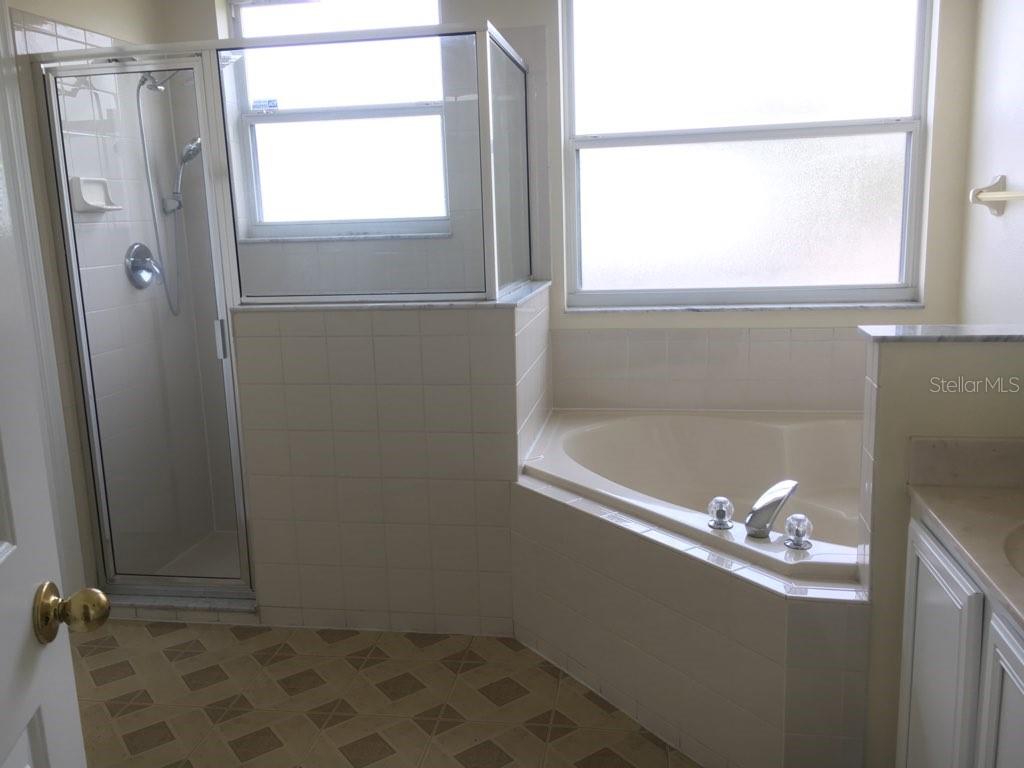 Image 14 of 20 For 927 Alsace Drive