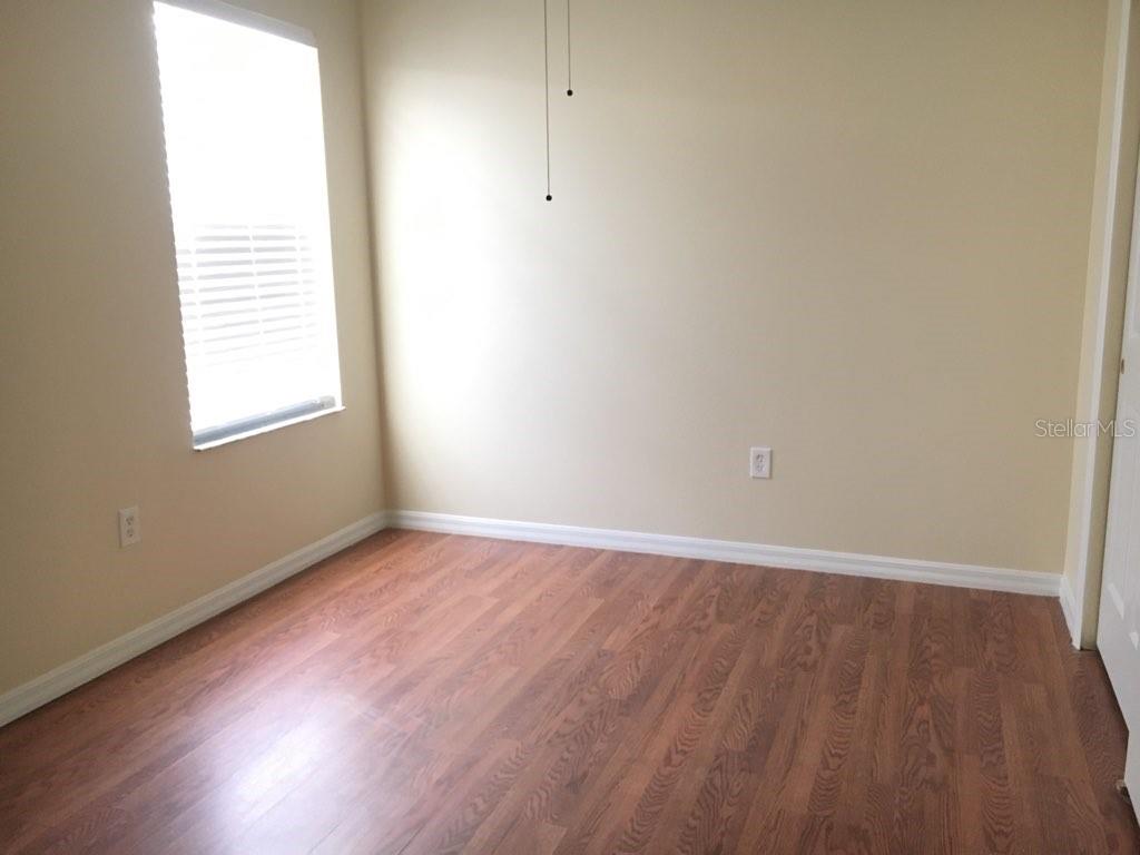 Image 15 of 20 For 927 Alsace Drive