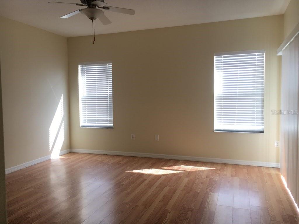 Image 17 of 20 For 927 Alsace Drive