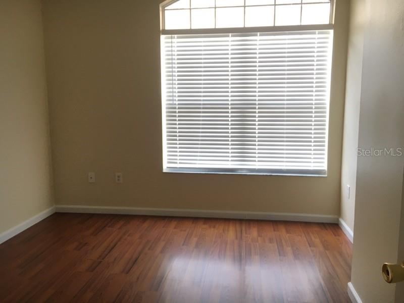 Image 19 of 20 For 927 Alsace Drive