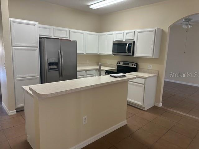 Image 7 of 20 For 927 Alsace Drive